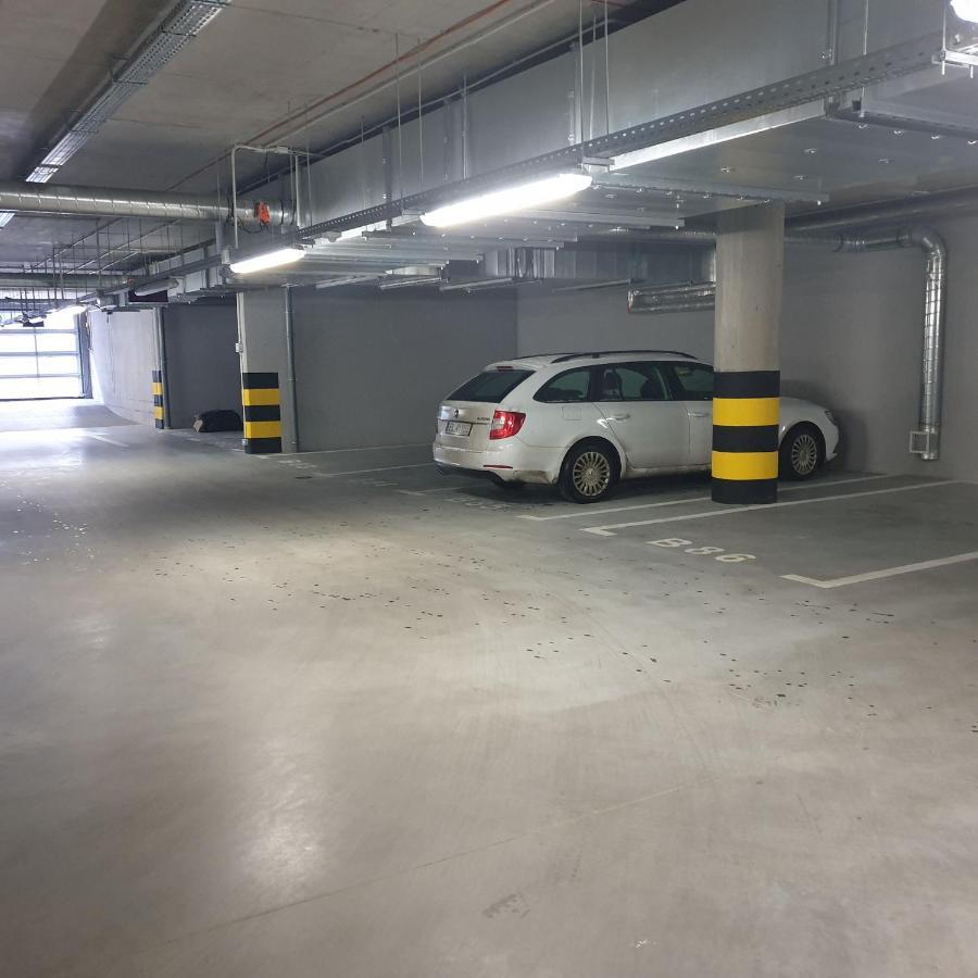 Q Apart Gold-Trzy Pokoje, Manufaktura, Klimatyzacja I Garaz Gratis, Tv Max, Fv, Gwarancja Zadowolenia Łódź Exteriör bild