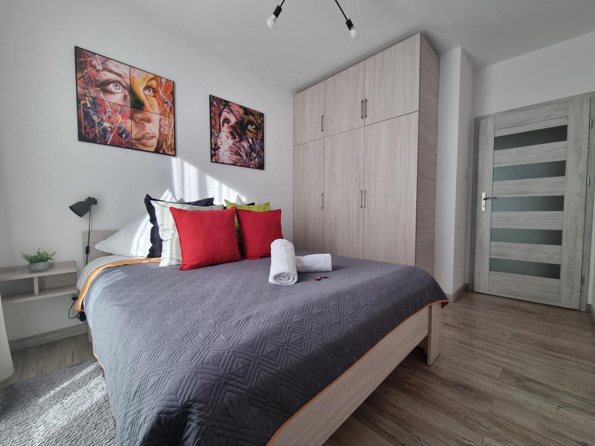 Q Apart Gold-Trzy Pokoje, Manufaktura, Klimatyzacja I Garaz Gratis, Tv Max, Fv, Gwarancja Zadowolenia Łódź Exteriör bild
