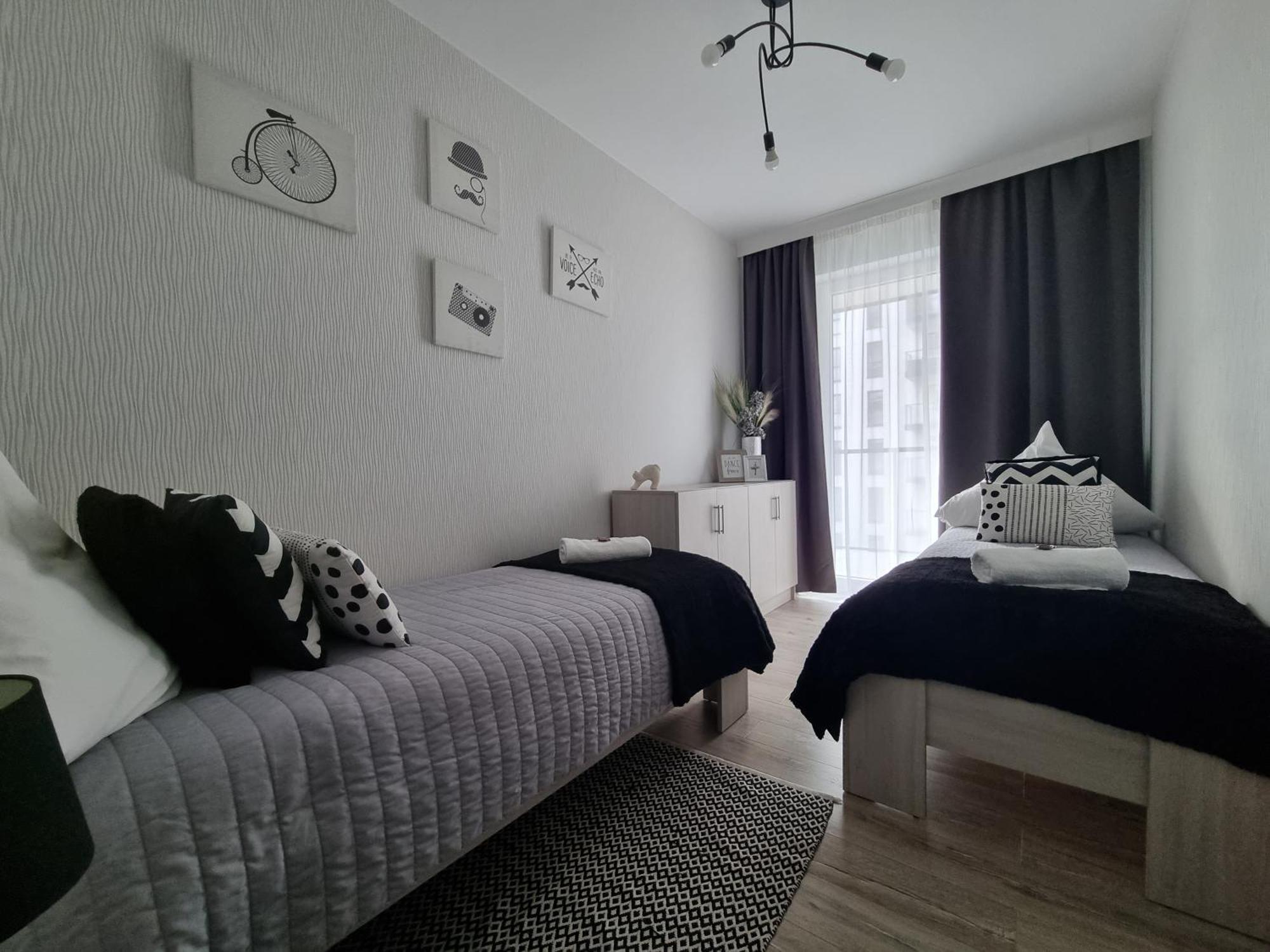 Q Apart Gold-Trzy Pokoje, Manufaktura, Klimatyzacja I Garaz Gratis, Tv Max, Fv, Gwarancja Zadowolenia Łódź Exteriör bild