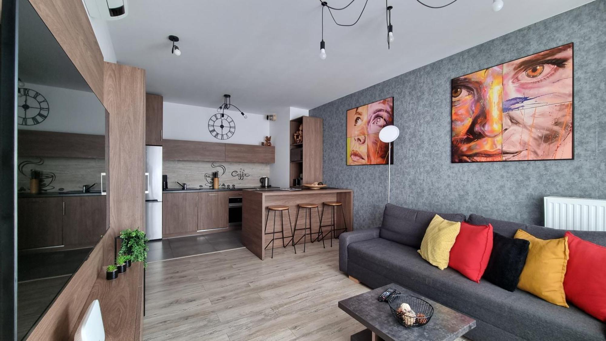Q Apart Gold-Trzy Pokoje, Manufaktura, Klimatyzacja I Garaz Gratis, Tv Max, Fv, Gwarancja Zadowolenia Łódź Exteriör bild